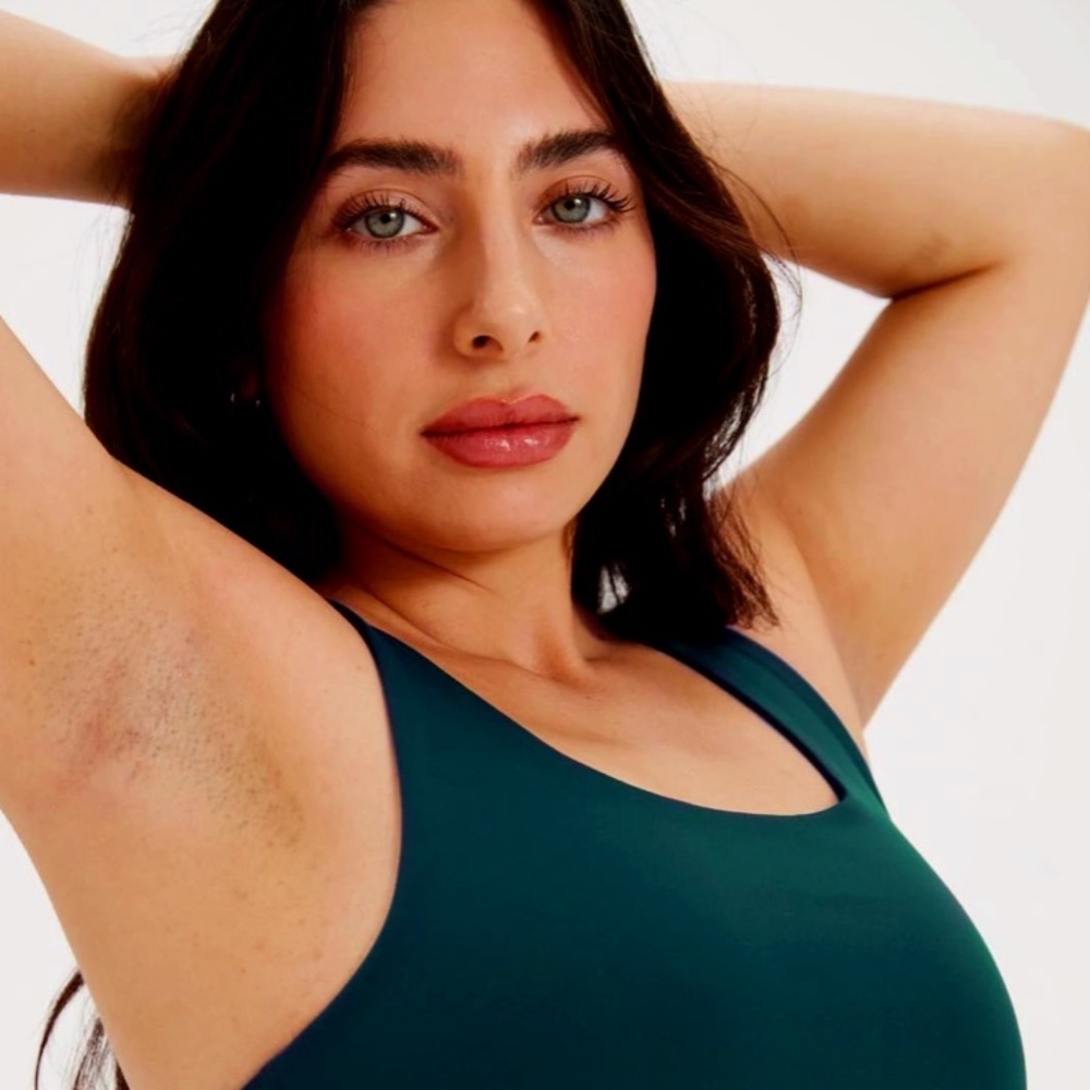 2 Girlfriend Collective Paloma Bras! Size L